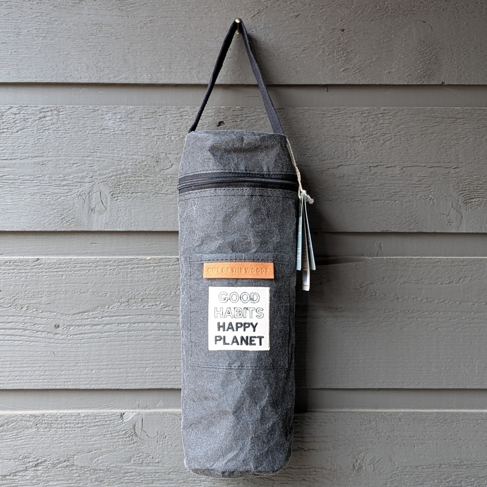 NWT Out of the Woods Insulated Wine Cooler Tote Good Habits Happy Planet Gray